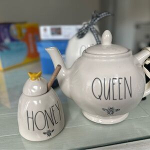 Rae Dunn Queen Bee White Teapot and Honey Jar Set